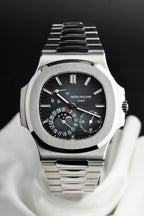 Patek Philippe Nautilus Moonphase 5712/1A-001