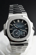 Patek Philippe Nautilus Moonphase 5712/1A-001